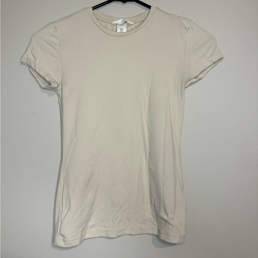 H&M t shirt tight fit